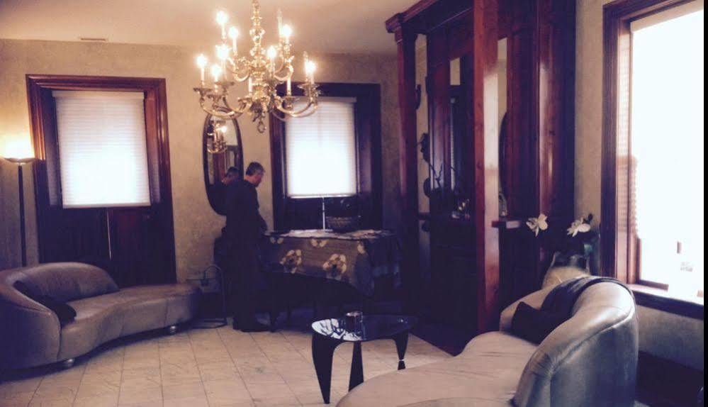 Hotel Mt Vernon Square 3*