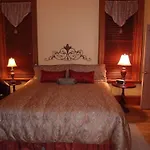 Mt Vernon Square Bed And Breakfast