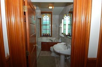 Mt Vernon Square Hotel 3*