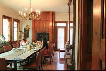 Hotel Mt Vernon Square 3*